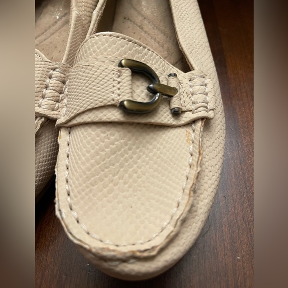 NWOT Naturalizer Womens Kendrick Buckle Loafers - Picture 4 of 8